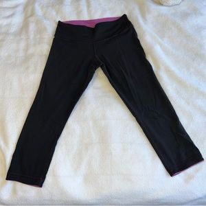 Lululemon reversible cropped leggings in black